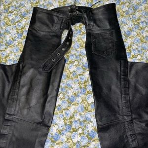 Leather motorcycle chaps